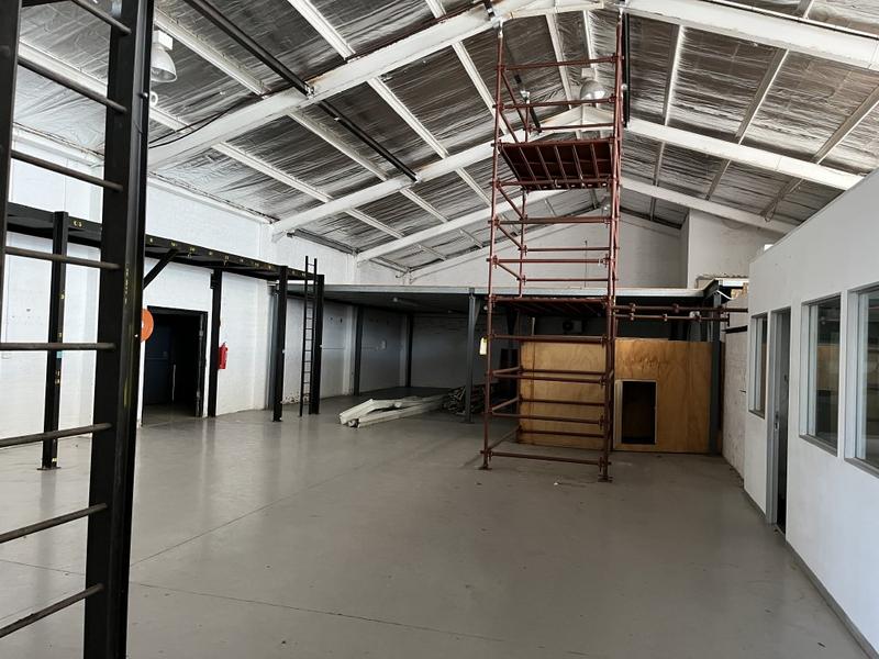 Commercial Property for Sale in Paarden Eiland Western Cape